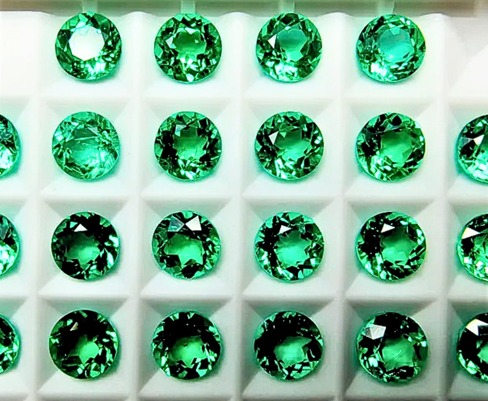 Smeraldo Colombiano Lab Grown Taglio Brillante Certificato