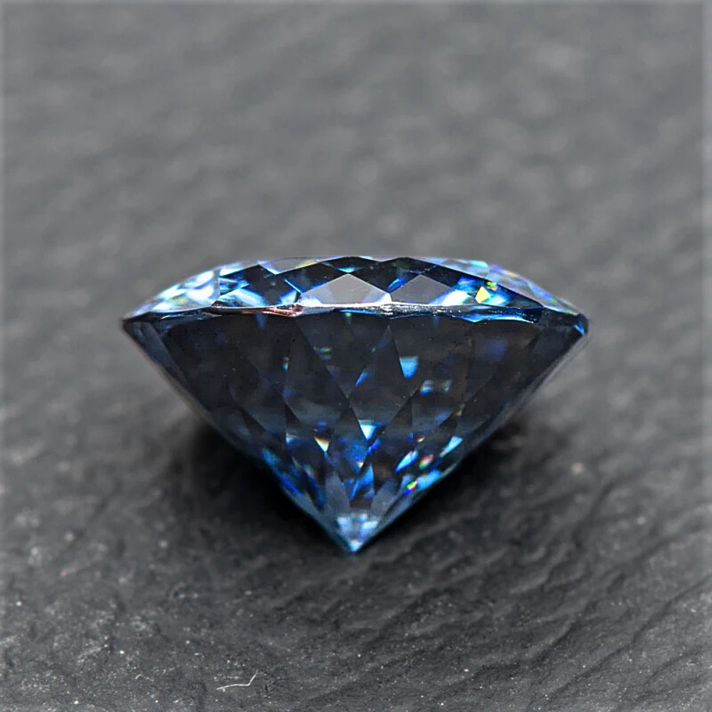Moissanite Royal Blue Taglio Brillante a 100 Faccette Certificata