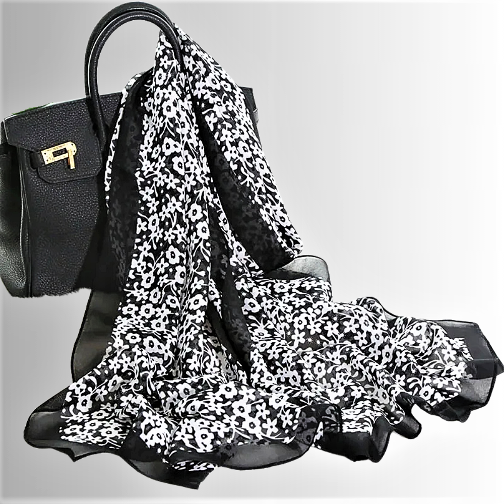 Foulard in Chiffon di Seta a Motivo Floreale