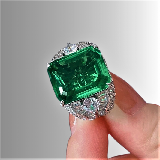 Fascione con Smeraldo Colombiano Taglio Smeraldo e Diamanti Lab Grown