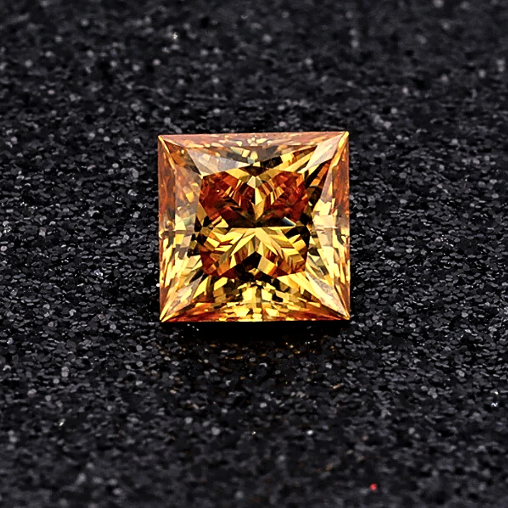 Moissanite Champagne Taglio Princess Certificata