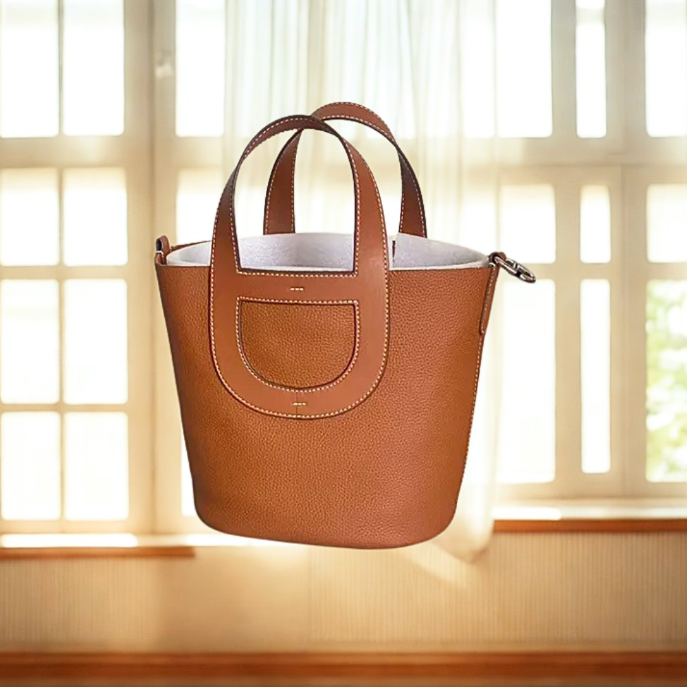 Borsa Tote a Secchiello in Vera Pelle di Vitellino