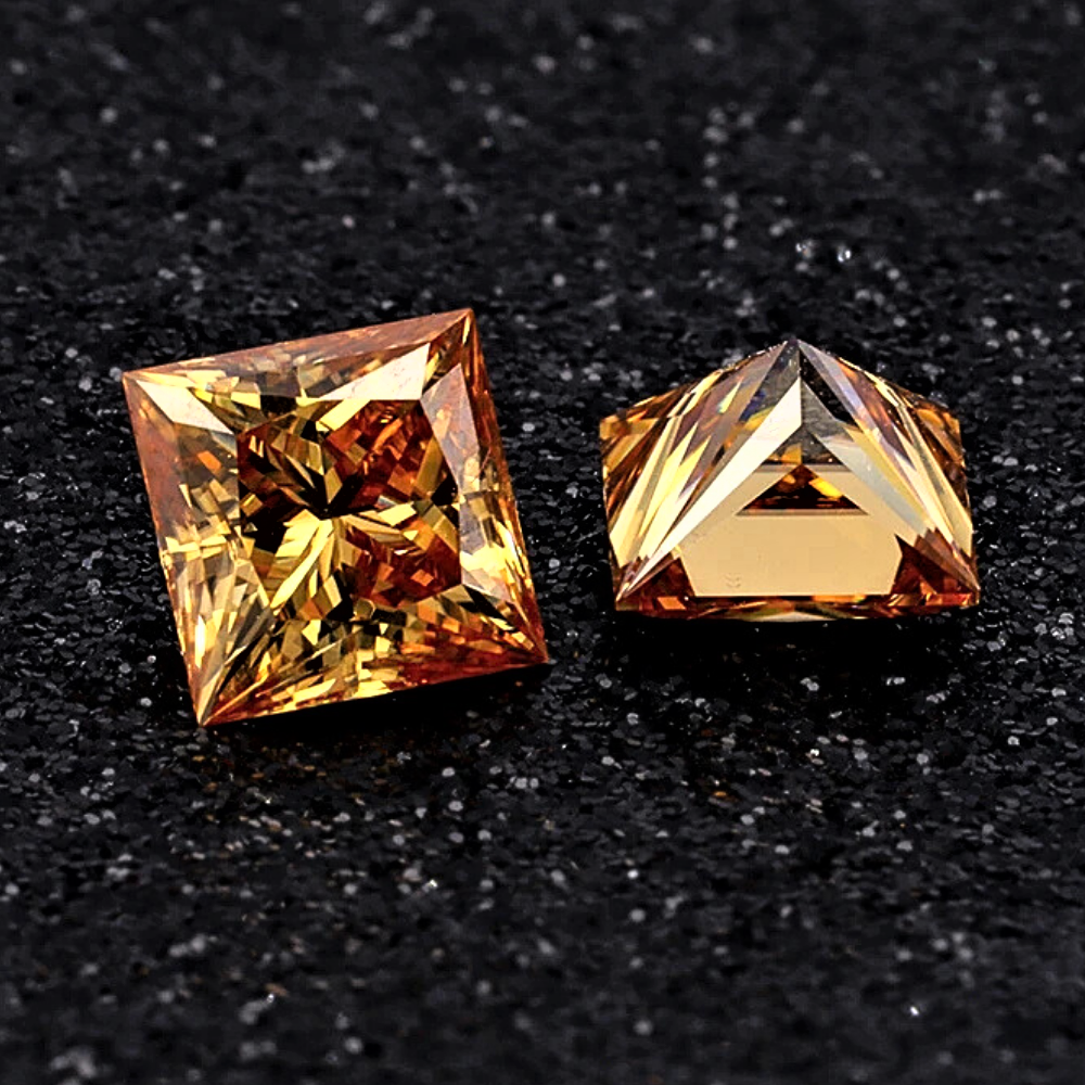 Moissanite Champagne Taglio Princess Certificata