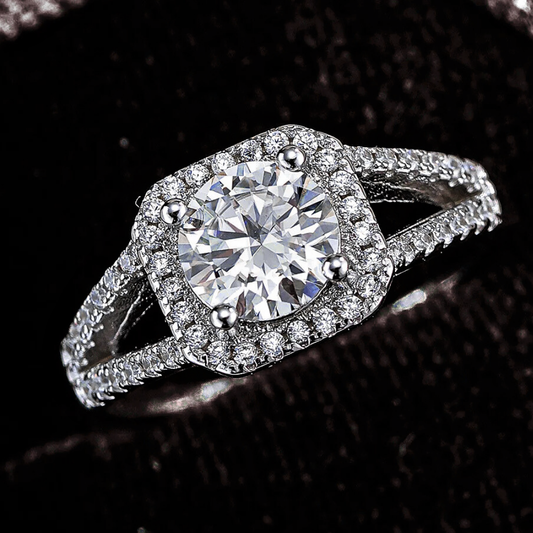 Solitario con Moissanite D Color VVS1 Certificata