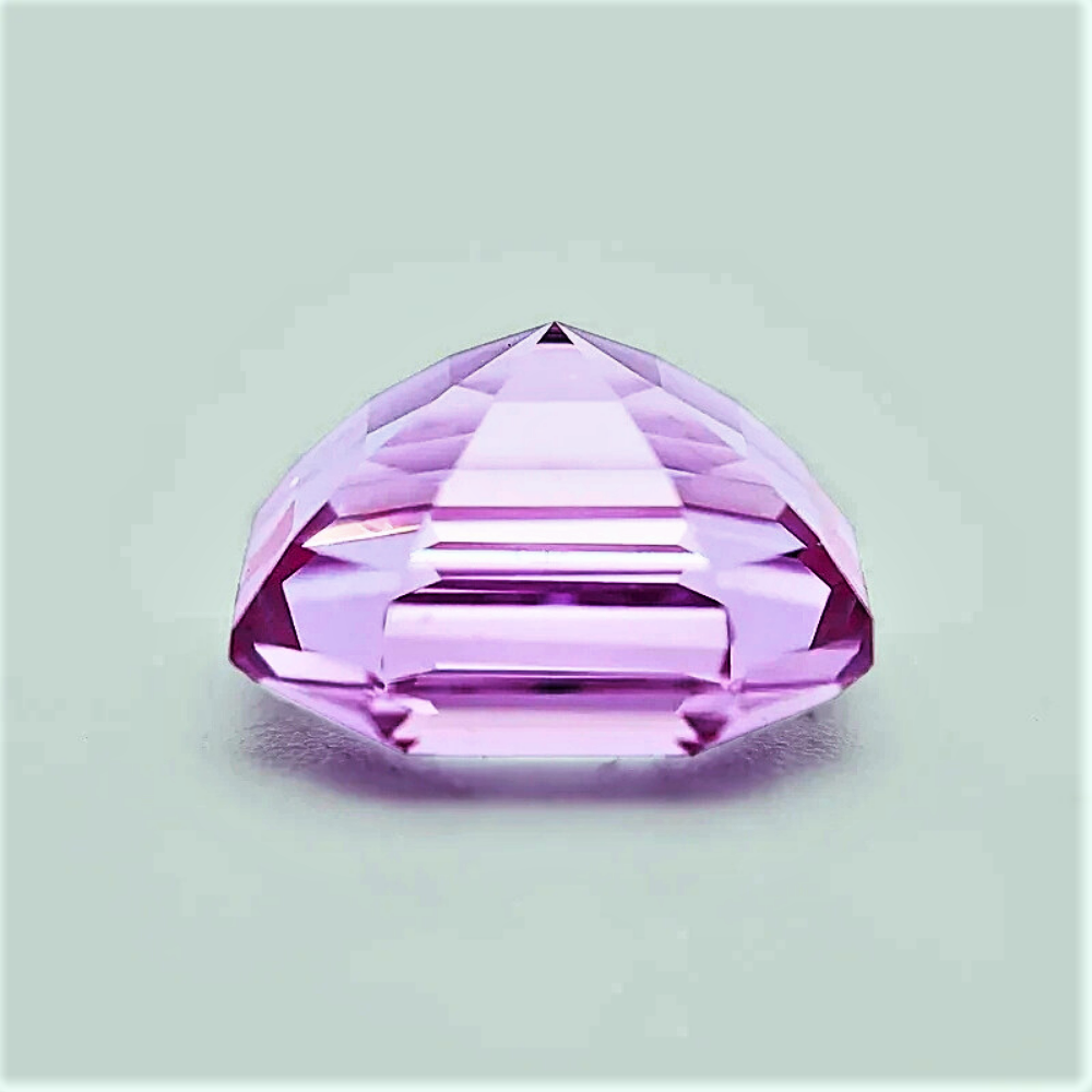 Alessandrite Lab Grown Taglio Asscher Certificata