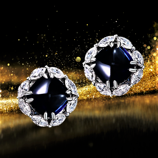 Orecchini con Zaffiri Taglio Cabocon Piramidale Lab Grown e Diamanti Taglio Navette Sintetici ad Alto Contenuto di Carbonio