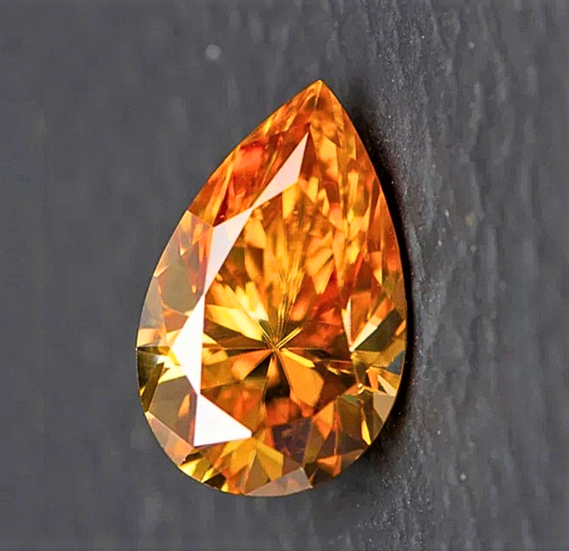 Moissanite Champagne Taglio Goccia