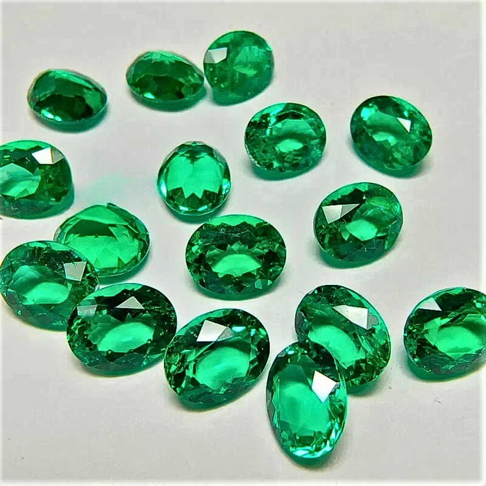 Smeraldo Colombiano Lab Grown Taglio Ovale