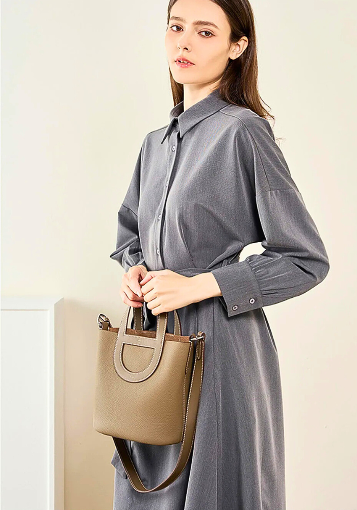 Borsa Tote a Secchiello in Vera Pelle di Vitellino