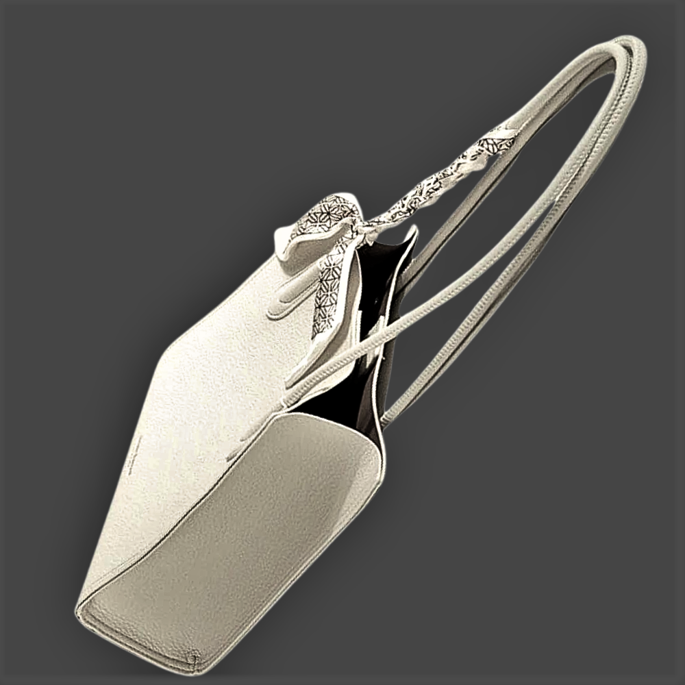 Dos bolsos elegantes para realzar tu clase