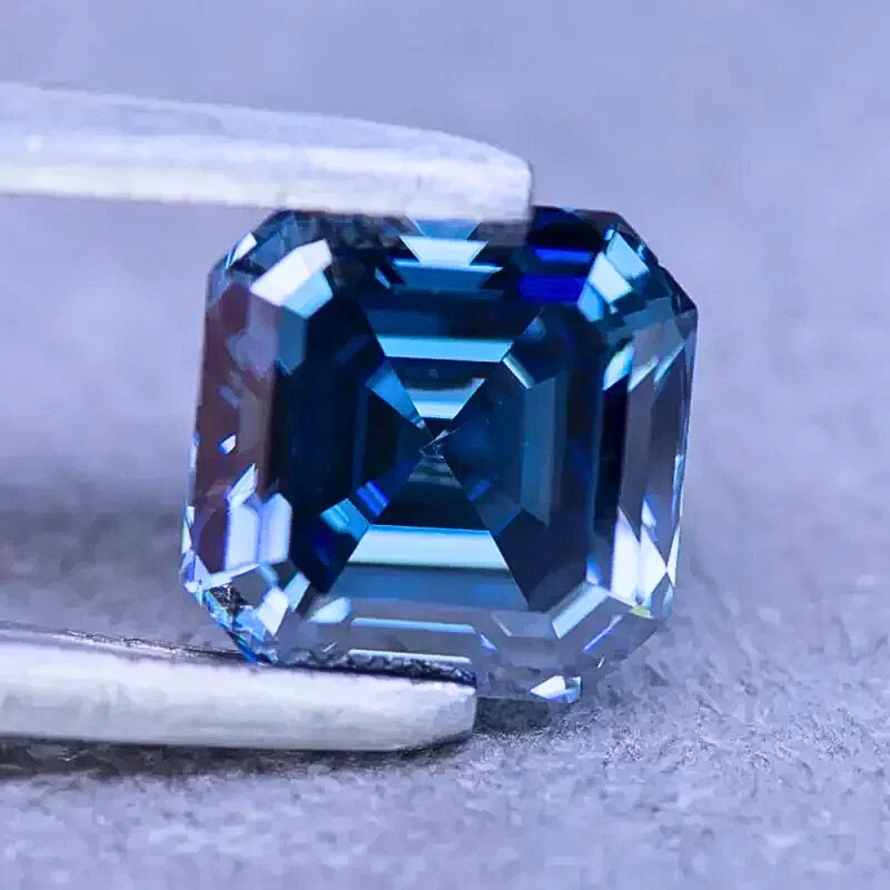 Moissanite Royal Blue Taglio Asscher Certitificata