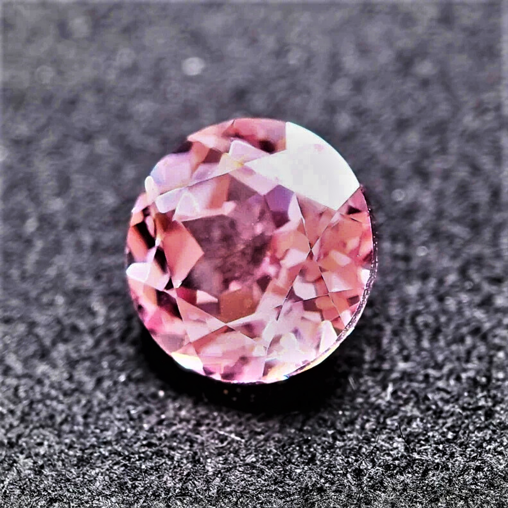 Zaffiro Rosa Lab Grown Taglio Brillante Certificato