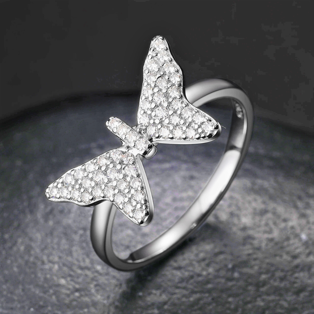 Anello a Farfallina con Moissanite D Color VVS1