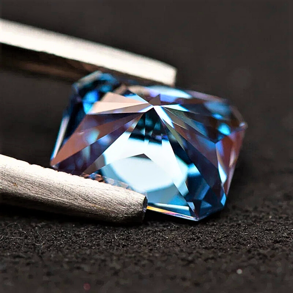 Moissanite Blu Zaffiro Taglio Radiant Certificata