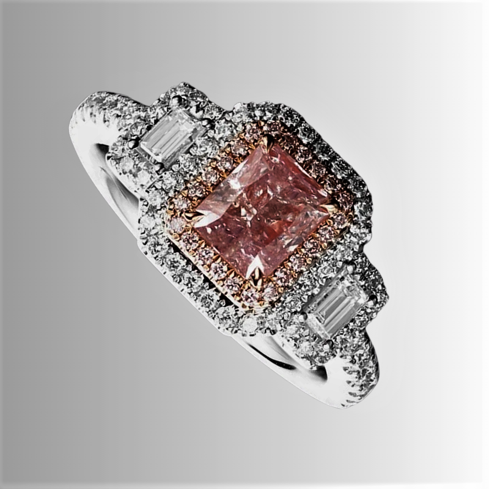 Fascetta con Zaffiro Rosa Coltivato e Diamanti Sintetici ad Alto Contenuto di Carbonio