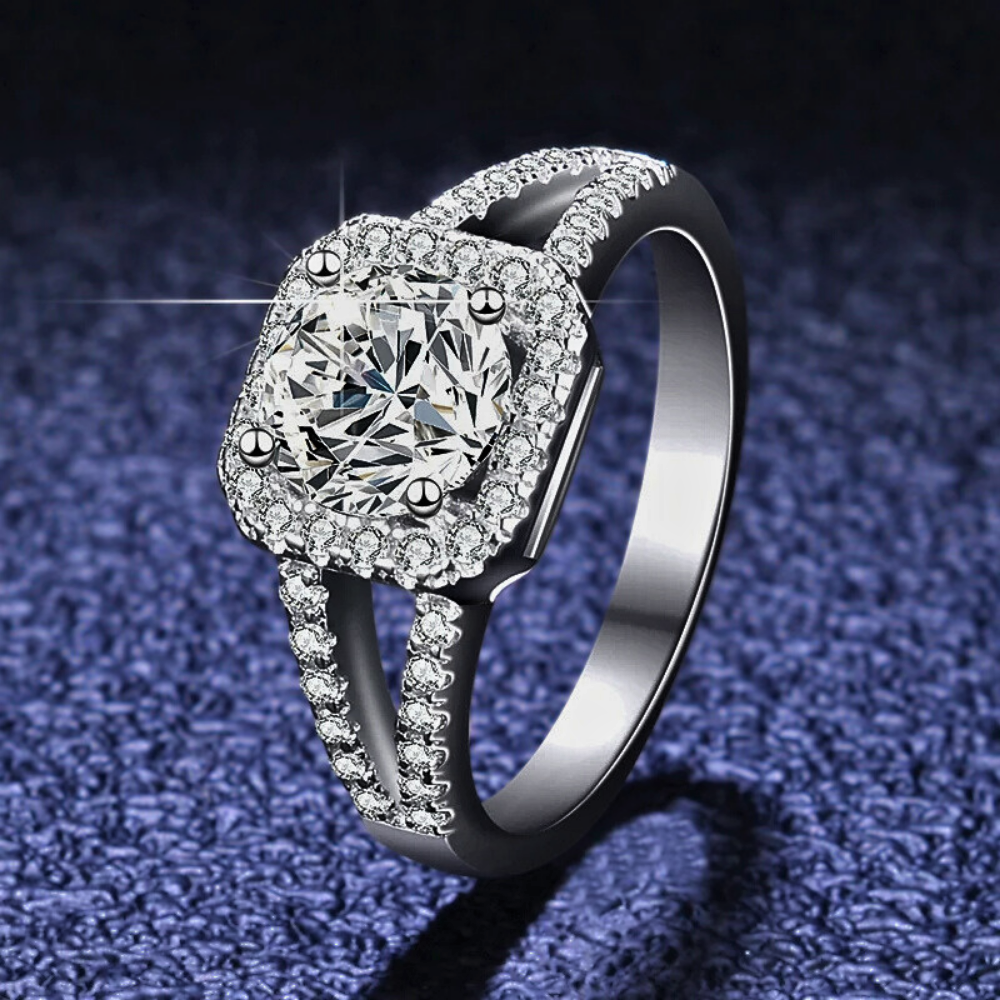 Solitario con Moissanite D Color VVS1 Certificata