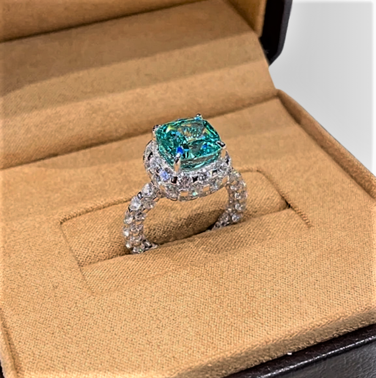 Anello con Tormalina Paraiba Taglio Cuscino Quadrato e Brillanti Lab Grown