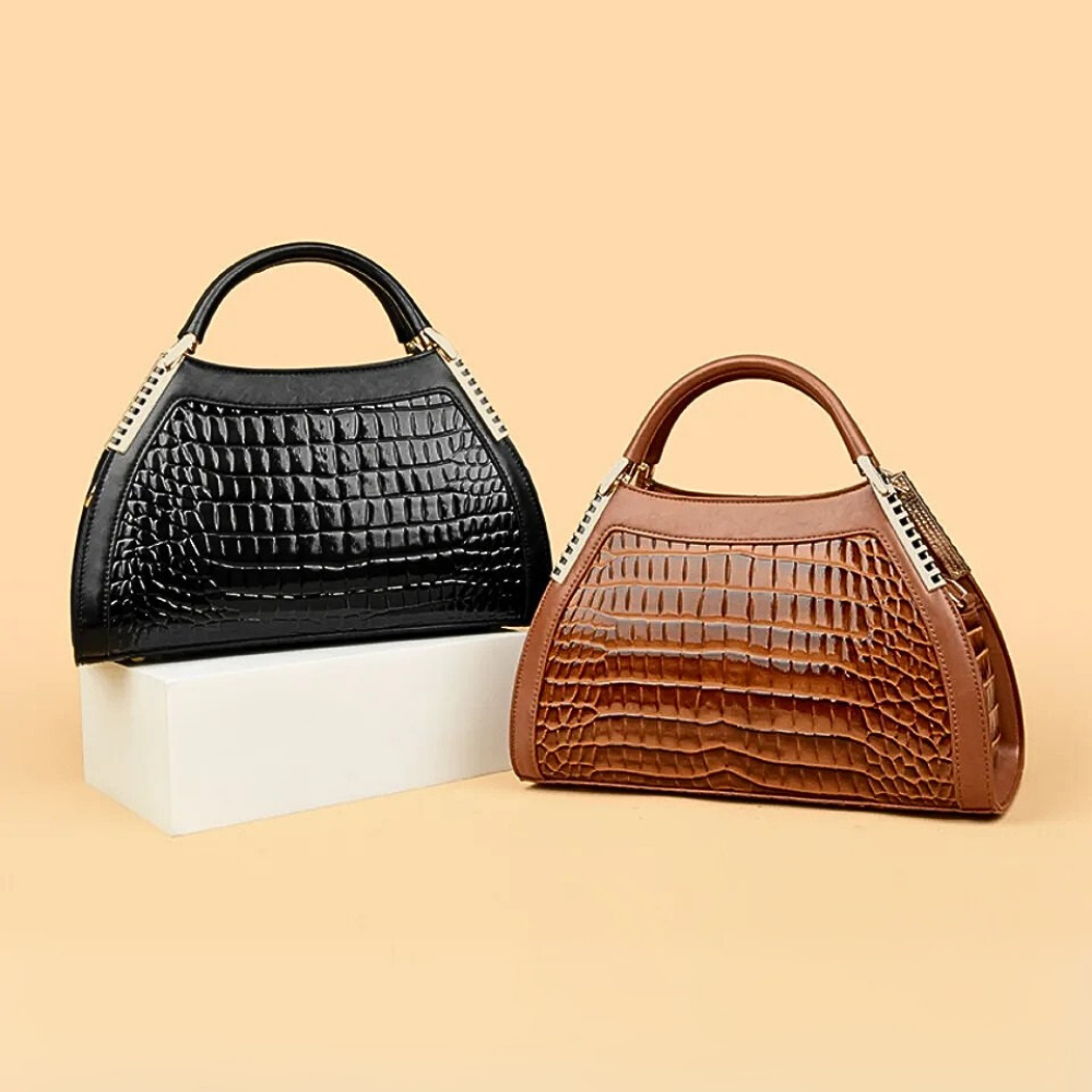 Borsa in Pelle di Vitellino Verniciata – Stile Croco e Dettagli Oro
