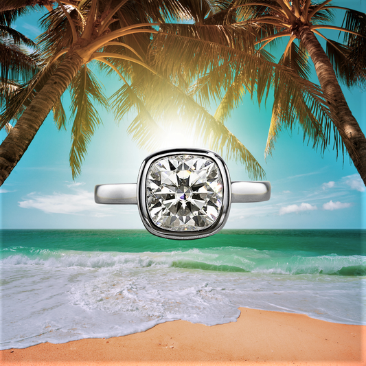 Solitario a Castone con Moissanite Taglio Cuscino da ct. 3,00