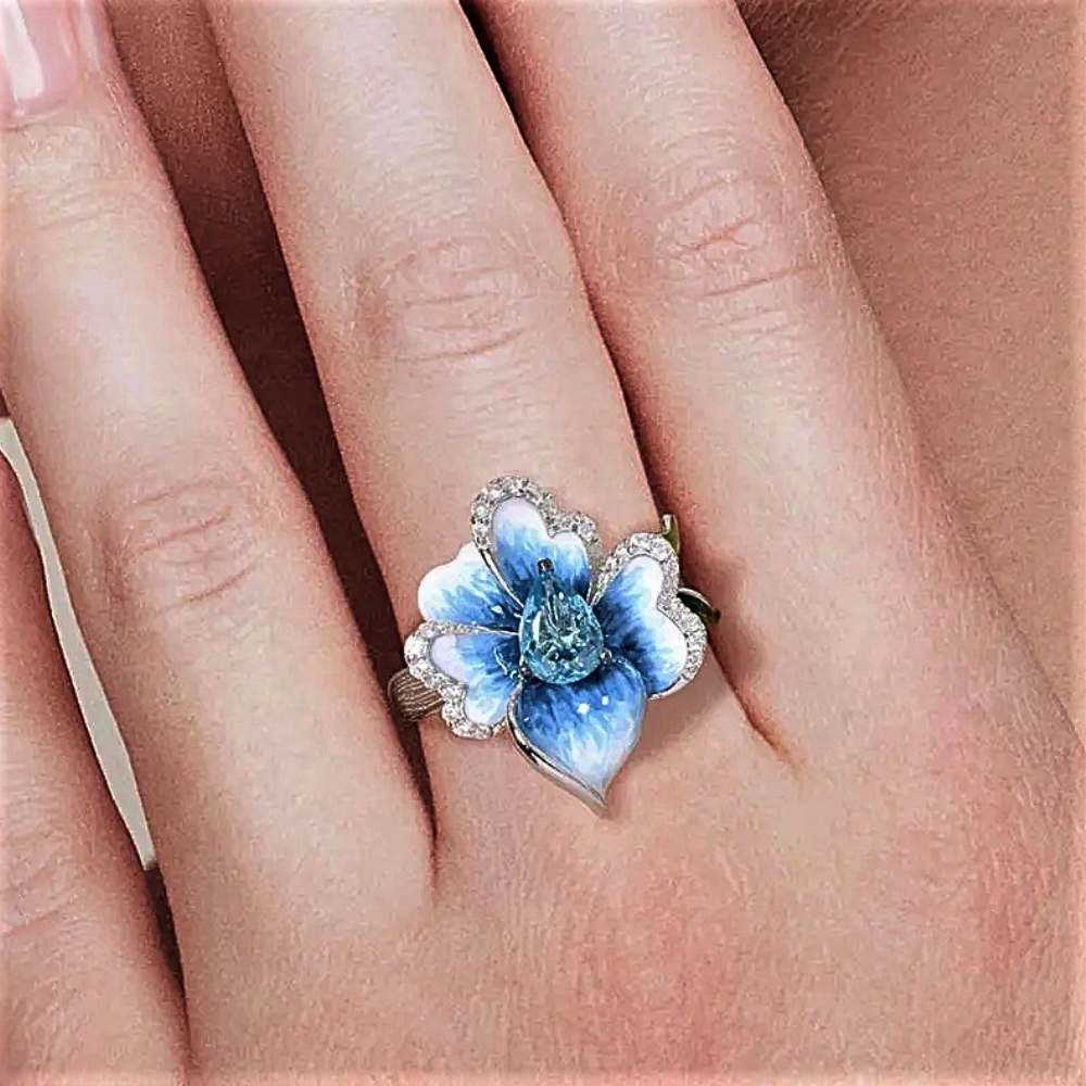 Anello Orchidea Blu con Acquamarina Sintetica e Smalto Dipinto a Mano