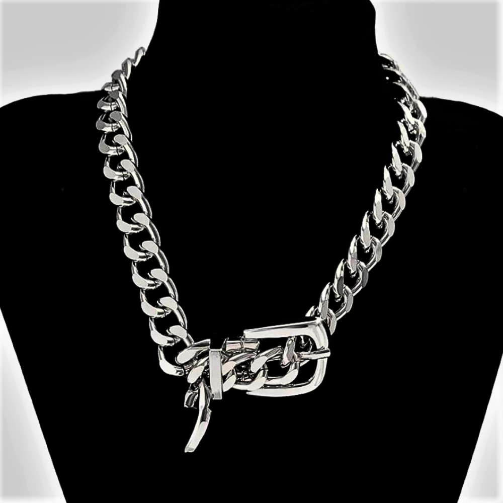 Collar "Shiny Buckle": ilumina tu estilo