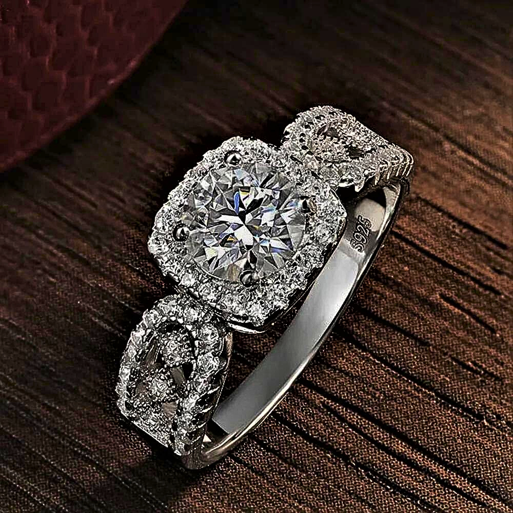 "Cuadrado Iluminado" Elegancia Brillante para Toda Ocasión