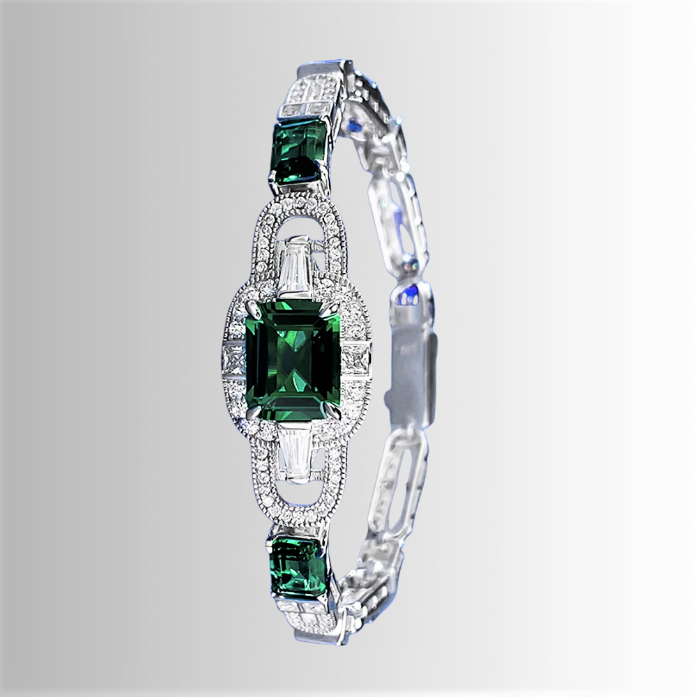 Bracciale con Smeraldi e Diamanti Sintetici ad Alto Contenuto di Carbonio