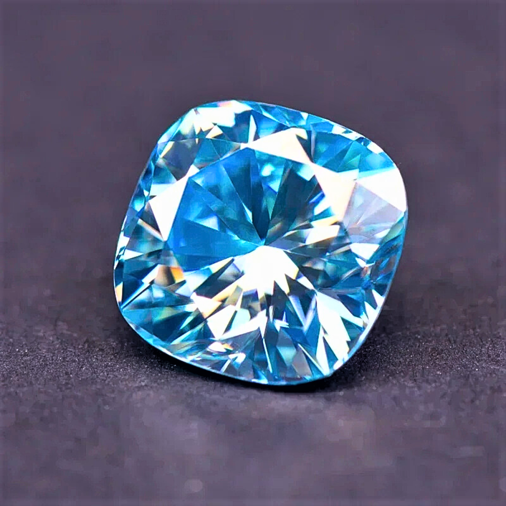 Moissanite Blu Ghiaccio Taglio Cuscino Certificata