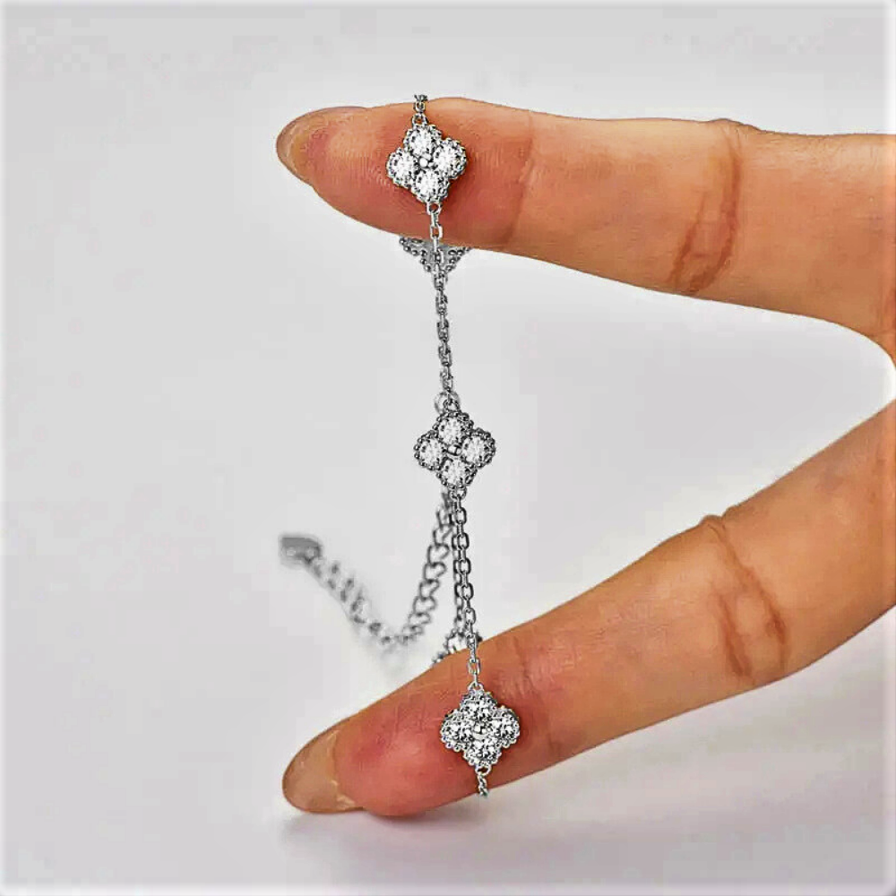 Bracciale a 5 Fiori con Moissanite D color