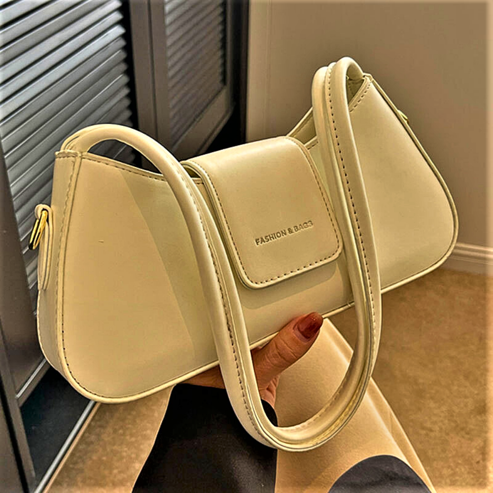 Bolso Mini Baguette Elegancia y Sofisticación en un Diseño Atemporal