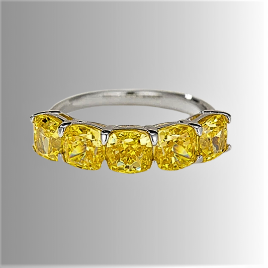 Fede con 5 Citrini Lab Grown Taglio Cuscino