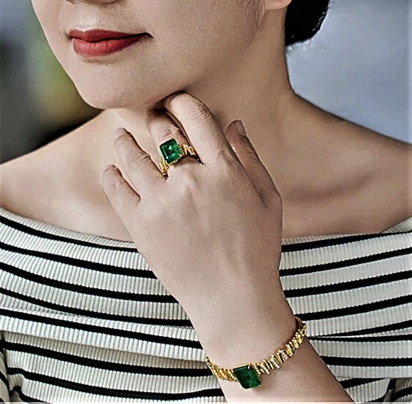 Anello con Smeraldo Coltivato Taglio Smeraldo da 9 ct e Brillanti Lab Grown