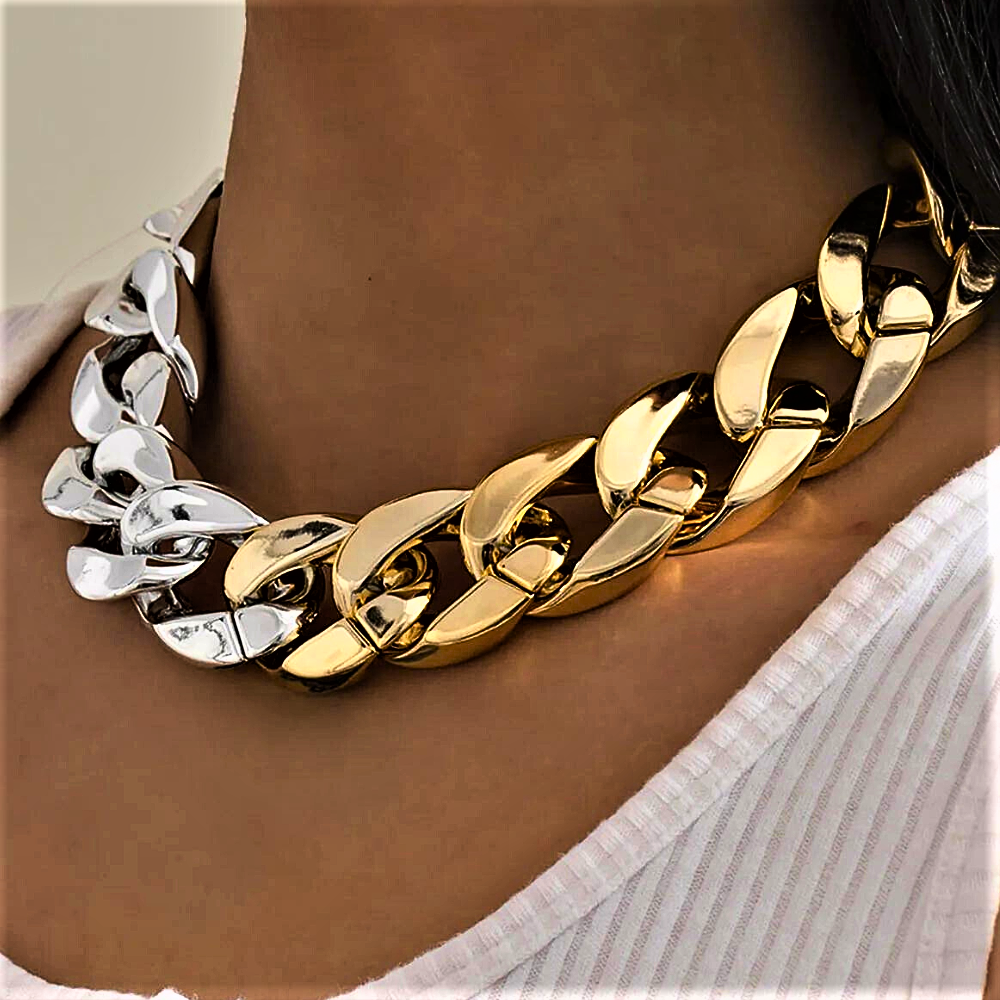Collar “Óvalos Brillantes”: Un Triunfo de Luz y Color