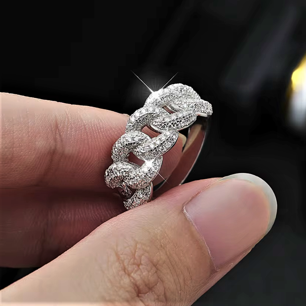 Anello con Maglie Gourmette e Moissaniti: Microdiamanti, Massima Eleganza