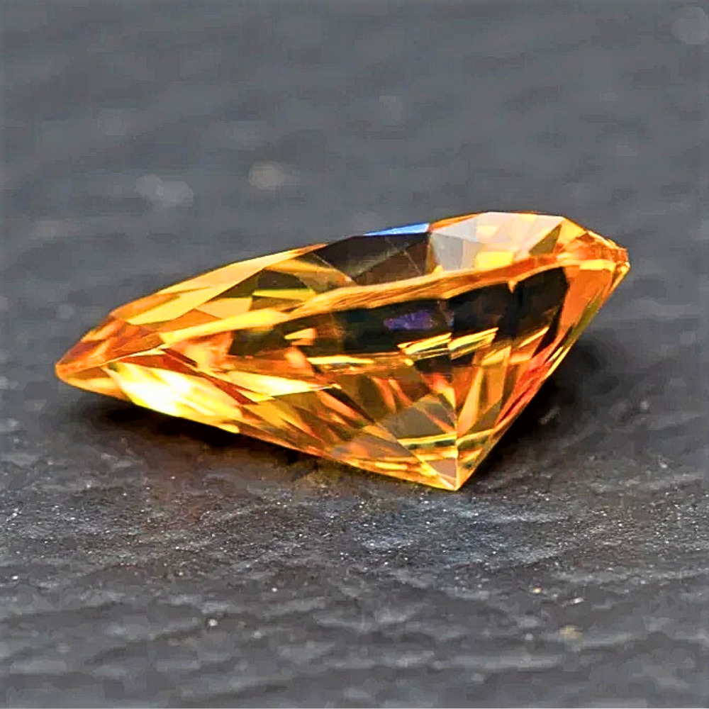 Moissanite Champagne Taglio Goccia Certificata