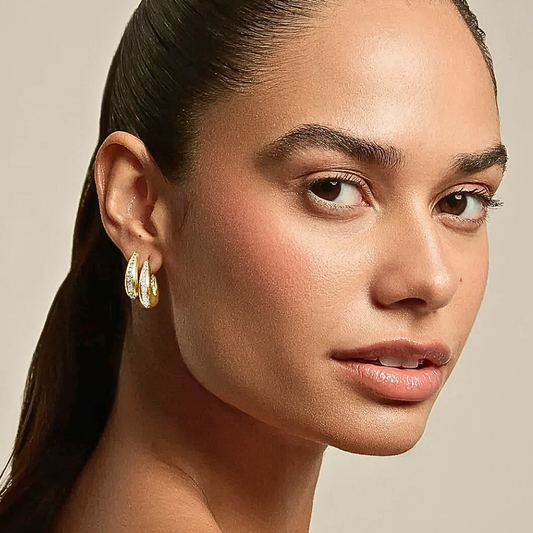 Orecchini a Goccia con Striscia di Moissaniti