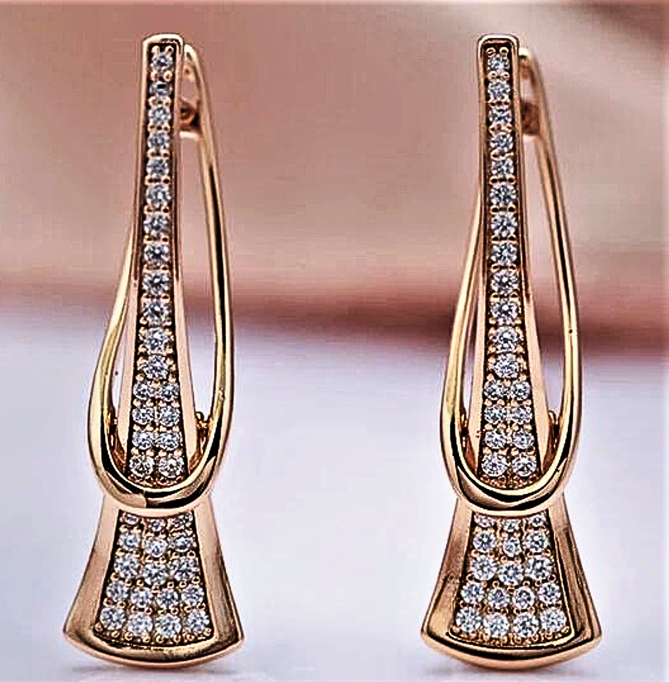 Pendientes "Radiant Rose": brillo y encanto