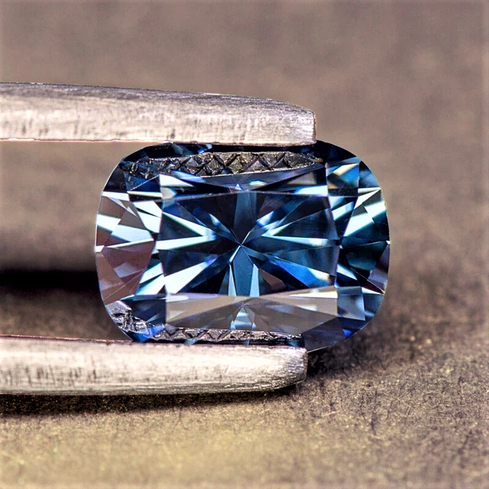 Moissanite Royal Blue Taglio Cuscino Allungato Certificata