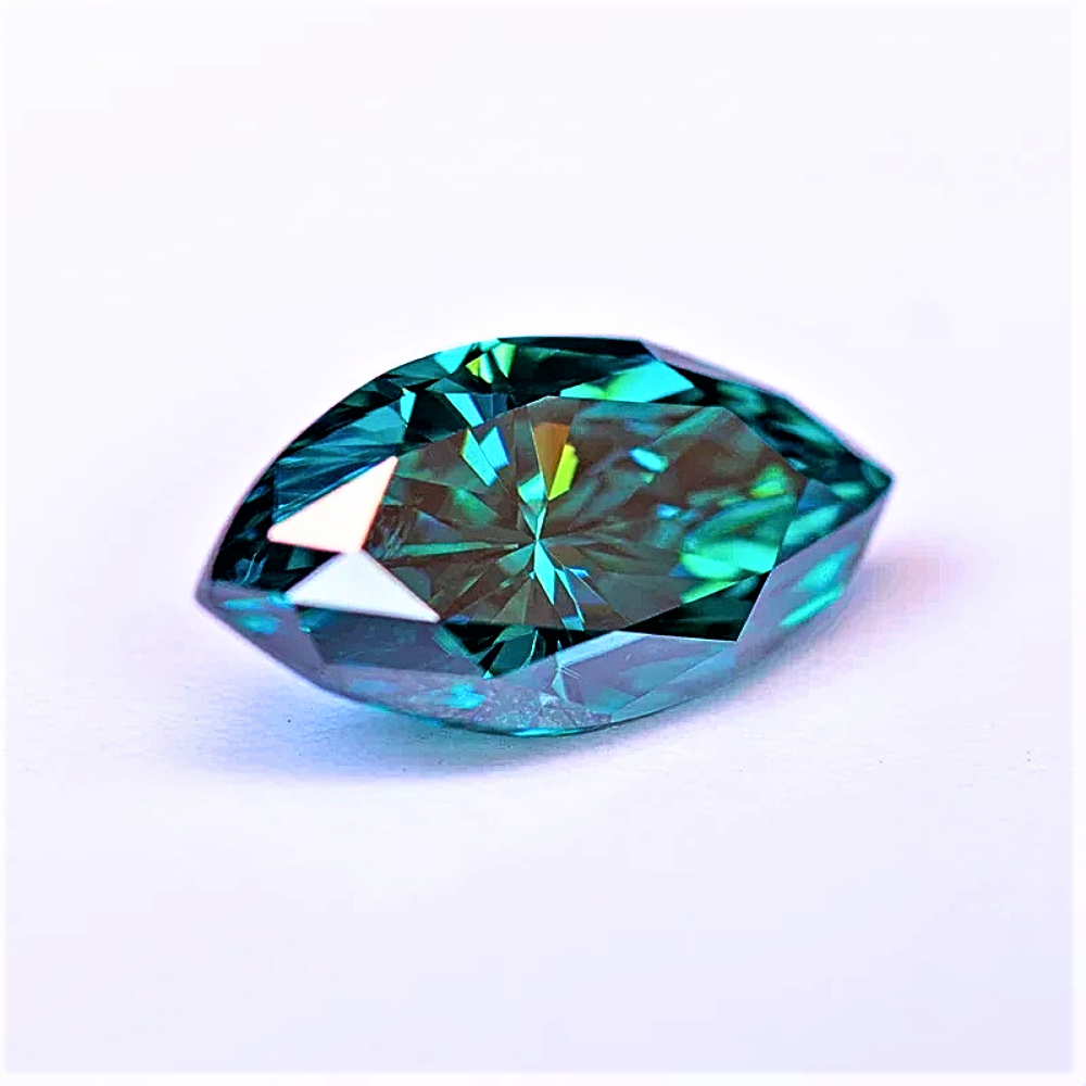 Moissanite Verde Smeraldo Taglio Marquise Certificata