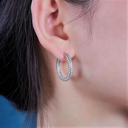 Orecchini con Pavè di Moissaniti per ct 5,60