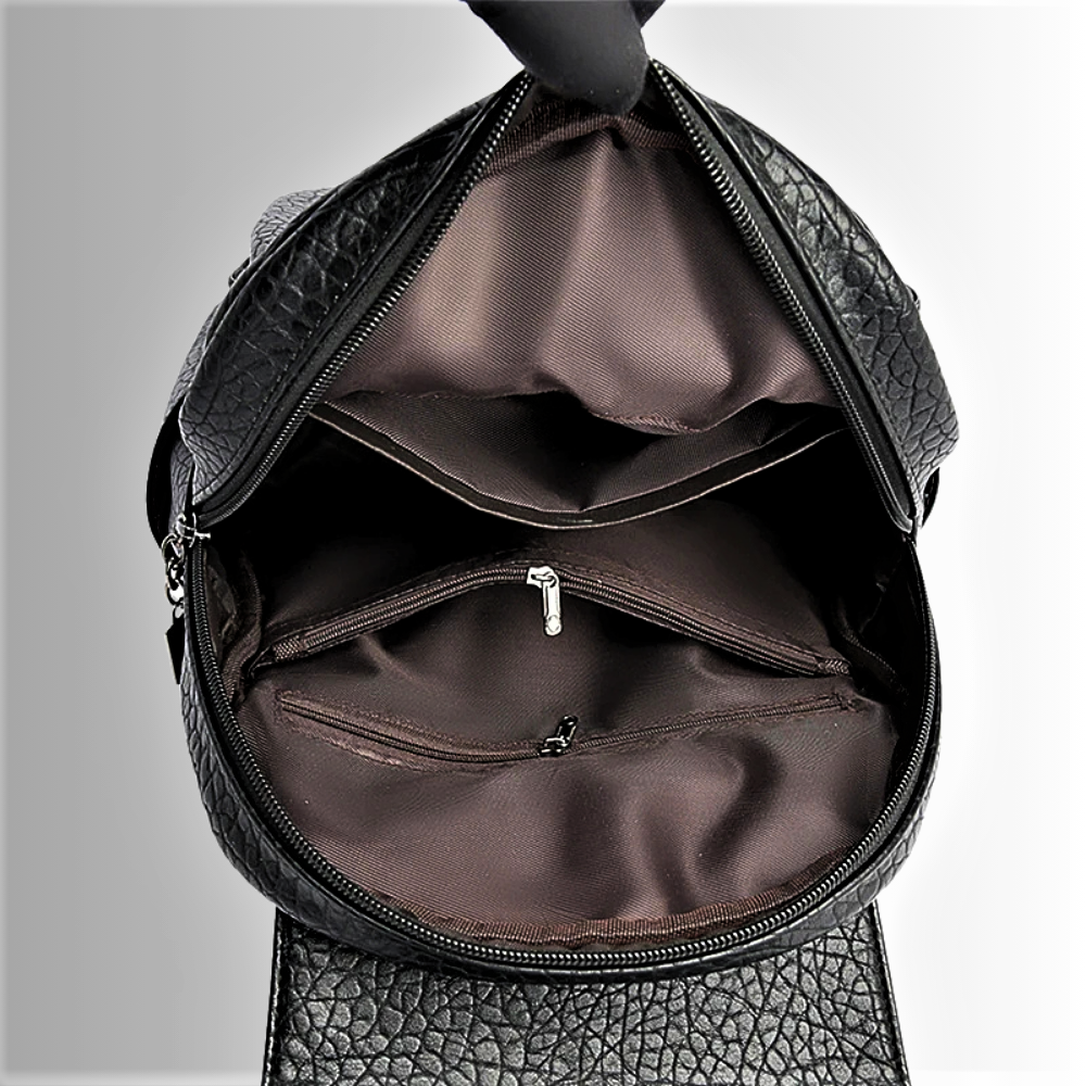 Mochila de piel de becerro martillada: lujo, refinamiento y artesanía