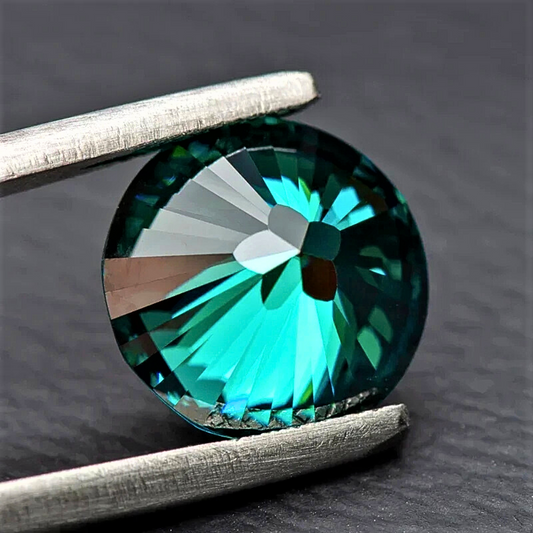 Moissanite Colore Smeraldo Taglio Brillante Certificata