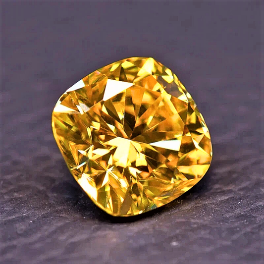 Moissanite Giallo Dorato Taglio Cuscino Certificata