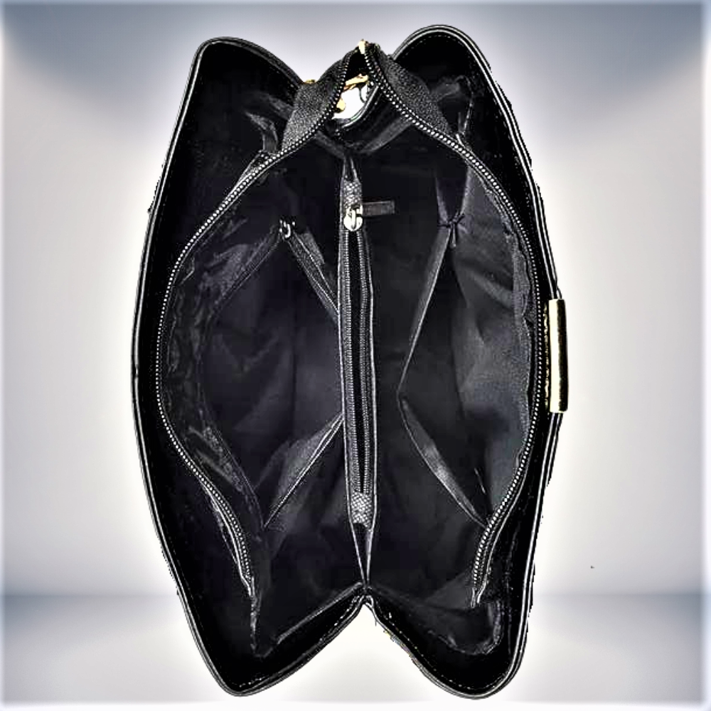 Bolso Efecto Cocodrilo Elegancia Sobria y Esencial