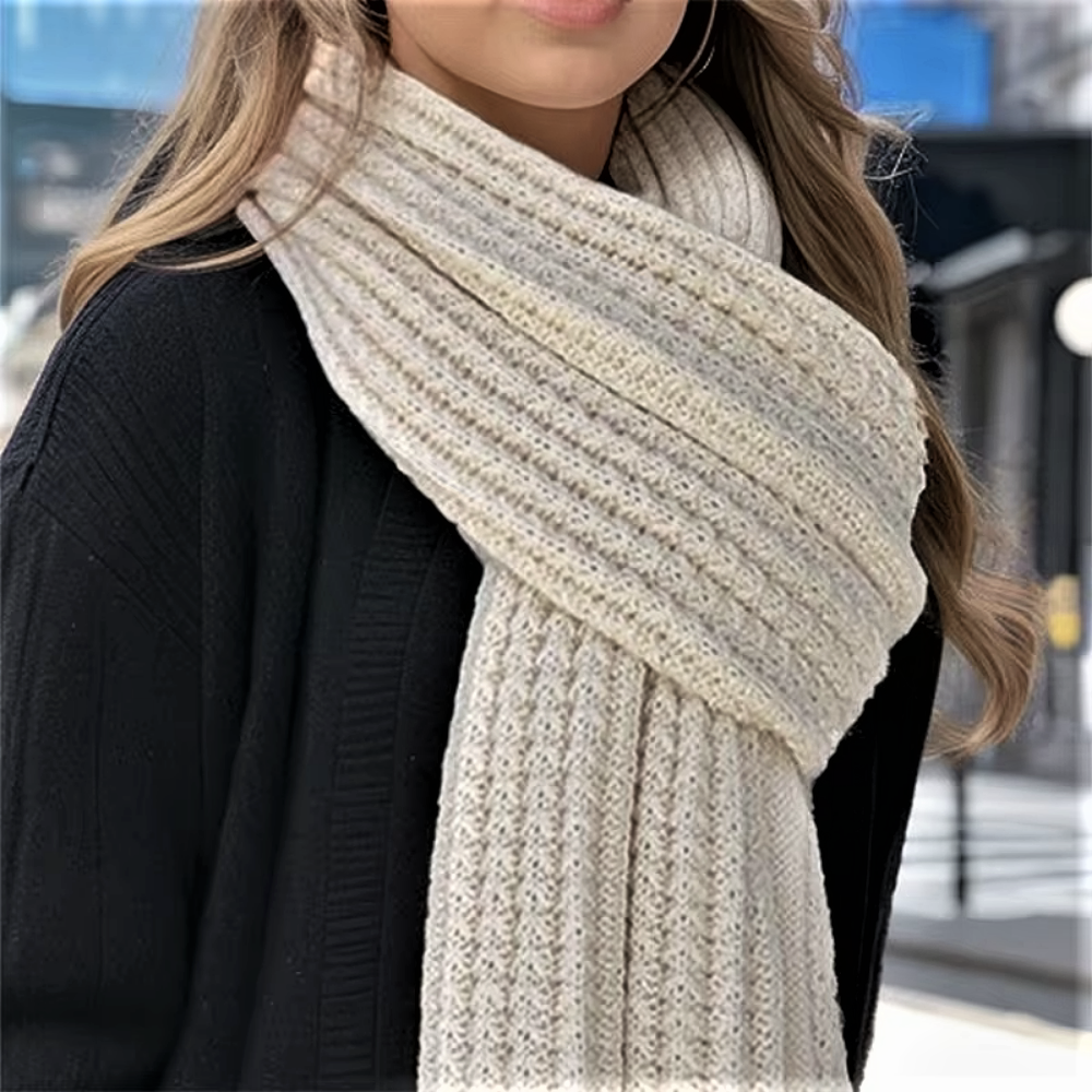 Cashmere Blend Scarf: Elegance, Softness and Warmth