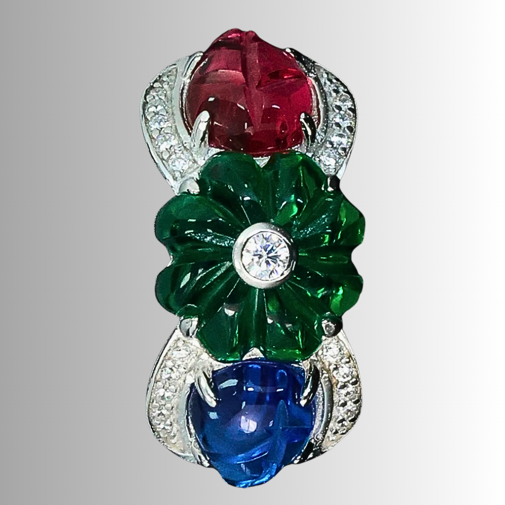Fascetta a Fantasia Floreale con Smeraldo, Rubino, Zaffiro Coltivati e Moissanite D color