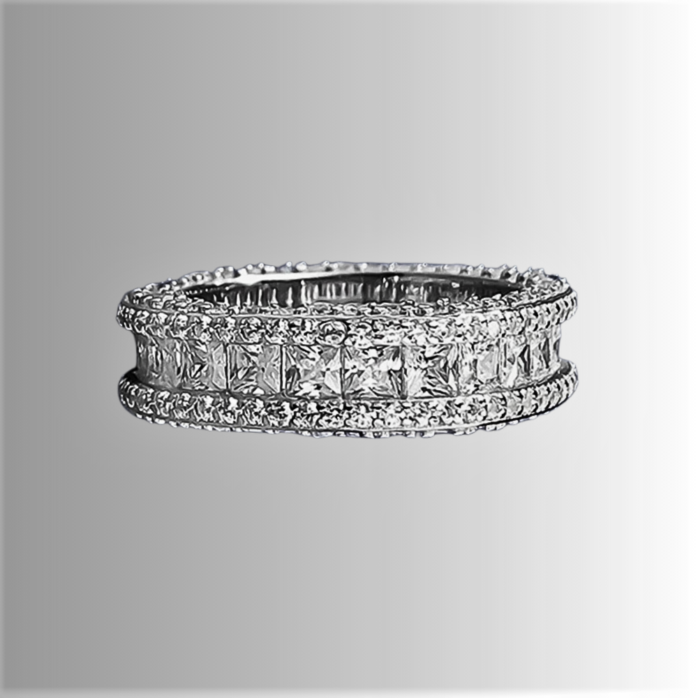 Fede Quadrata con Diamanti Taglio Princess e Brillanti Coltivati