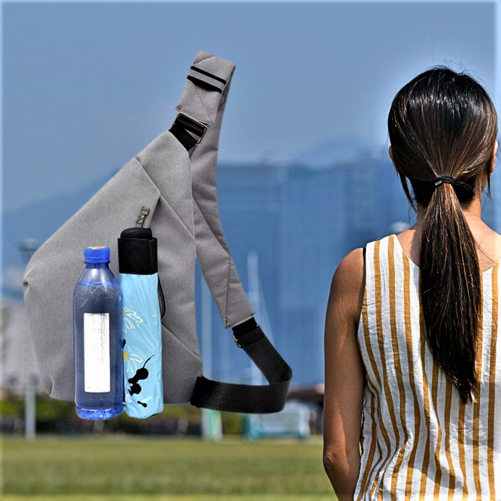 Practical and Elegant Shoulder Bag