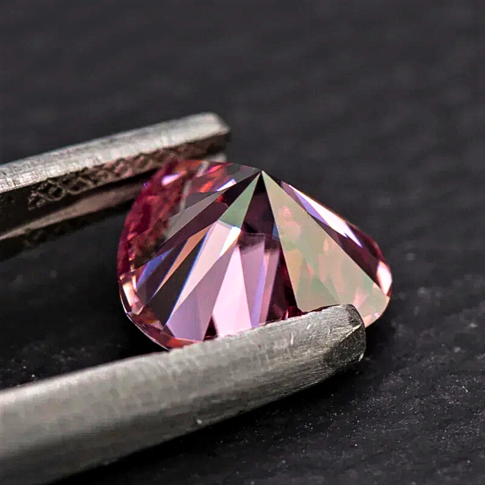 Moissanite Rosa Intenso Taglio Cuore Certificata
