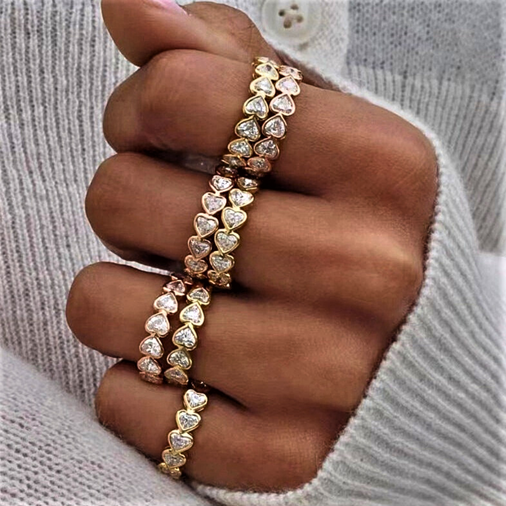 Fe "Corazones Brillantes" Afirmación de Estilo y Elegancia
